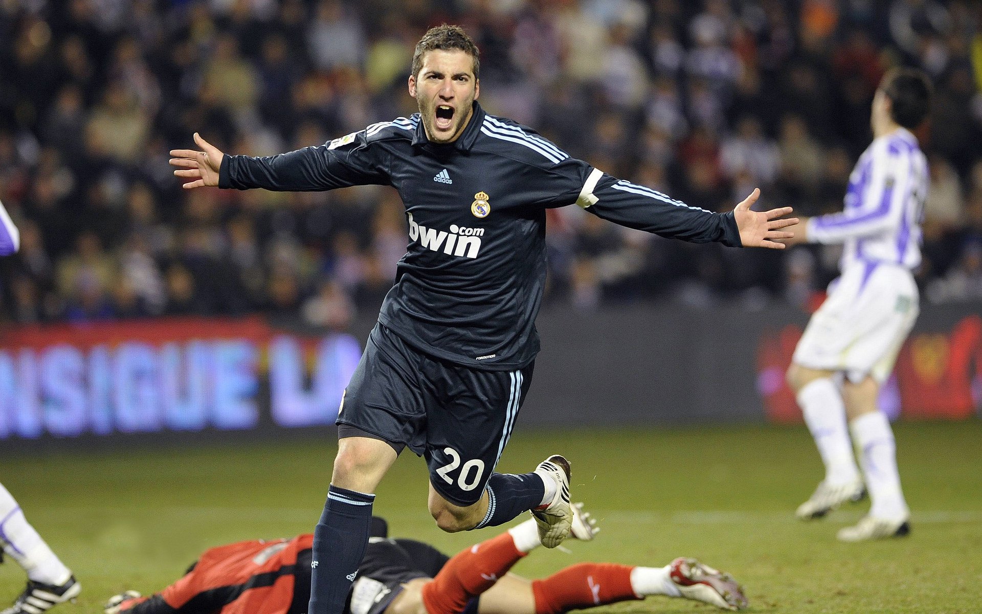 罗德里绝杀救主！厄瓜多尔险胜阿尔及利亚，曼城真核展现亿元身价